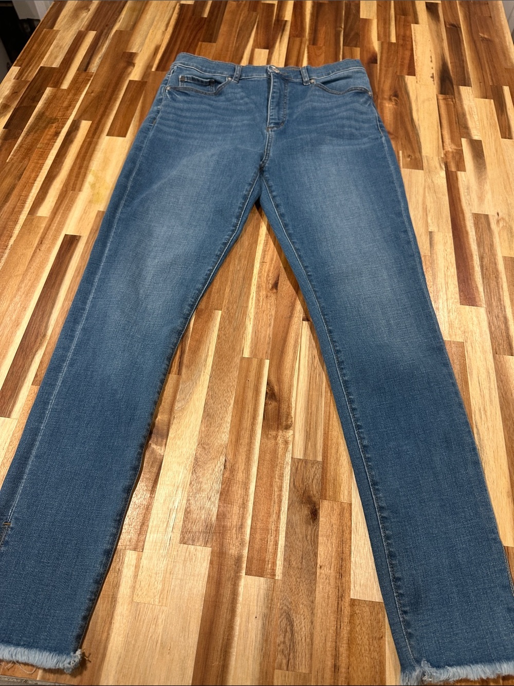 Classic Women's Blue Denim Jeans - Slim Straight 607